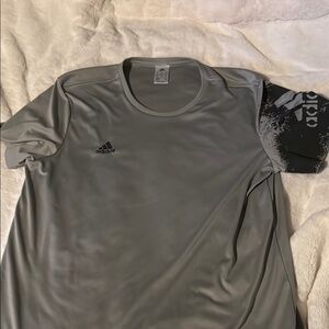 Adidas Men's Grey T-Shirt